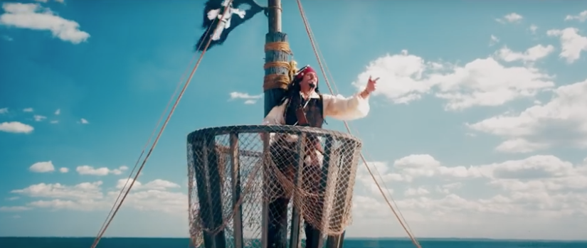 Jack Sparrow by The Lonely Island: Top Ten Animated Gifs of Michael Bolton