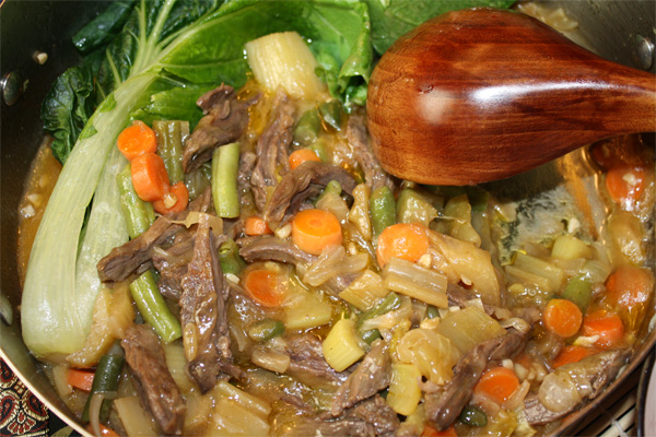Celebrate the Mid-Autumn Festival with Vegetable-Beef Stir Fry