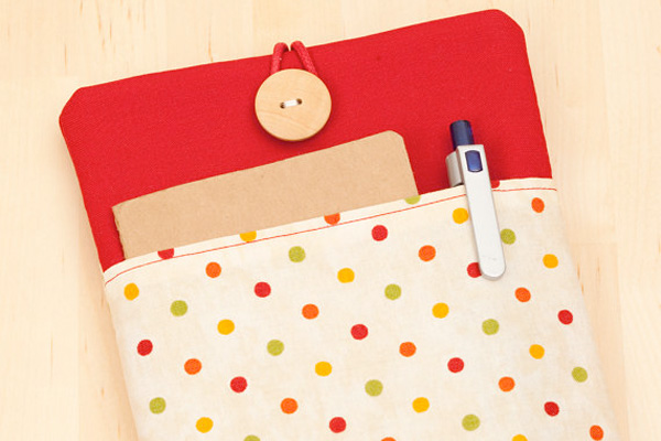 Nimoo: Some Adorable, Handmade Ways to Protect Your E-Reader
