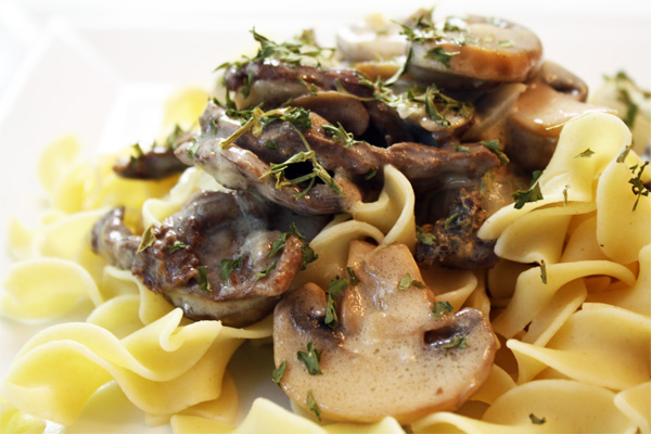 Beef Stroganoff & Mushroom Sauce With Egg Pasta Noodles