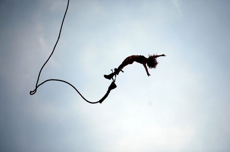 Worst-Case Wednesday: How to Survive a Bungee Jumping Disaster