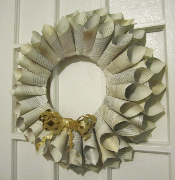 How to Make A Book Page Wreath