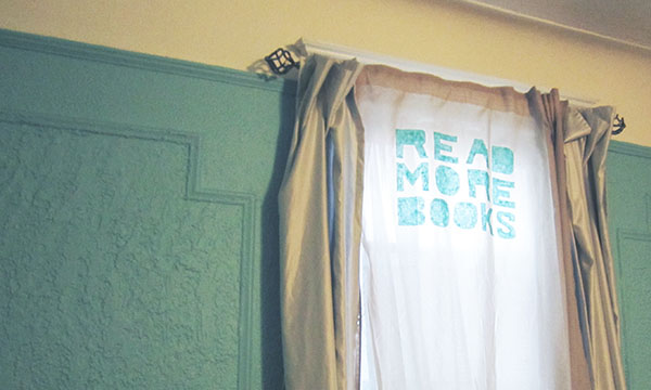 How-To Tuesday: DIY Bookish Curtain