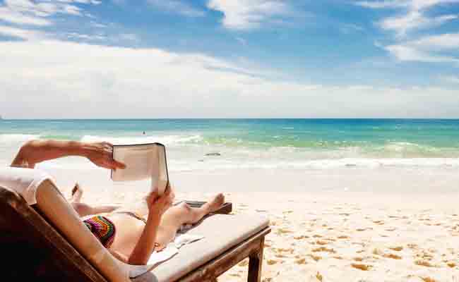 Bookish Beach Style