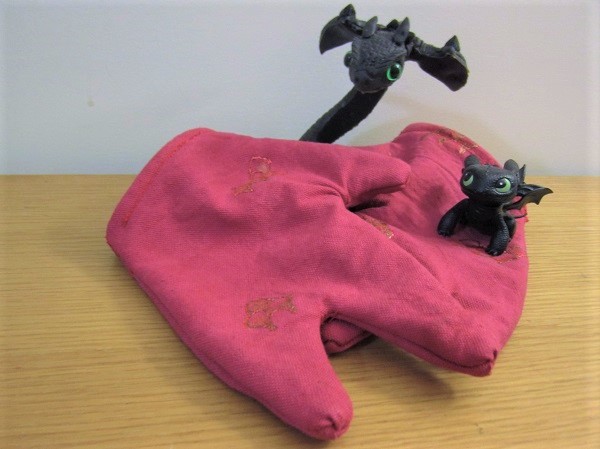 Bake What You Wish and None Dare Resist: DIY Smaug-Inspired Oven Mitts